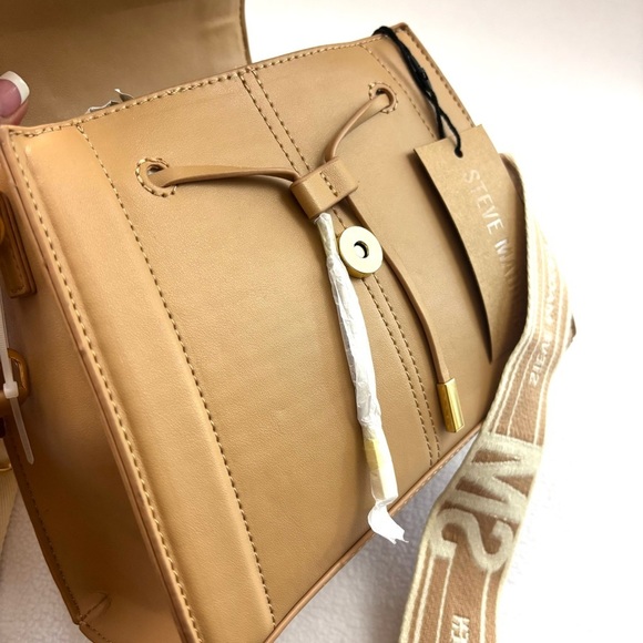 NWT Steve Madden Camel W/ Gold Chain Thick Strap Crossbody Bag - Picture 7 of 10